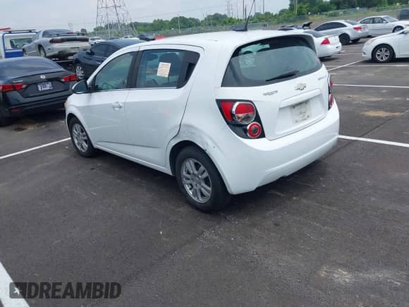 2012 Chevrolet Sonic LT с VIN 1G1JD6SH6C4232414, выставлен на аукционе IAAI как лот 42489990 с пробегом 174 731 миль миль и . История ставок и продаж доступна на DreamBid. Изображение 3.