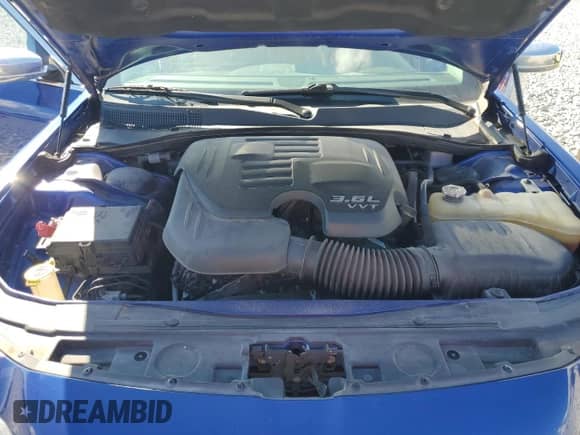 2019 Chrysler 300 Limited с VIN 2C3CCAKG2KH683990, выставлен на аукционе Copart как лот 81877015 с пробегом 82 781 миль миль и Чистый • Clean title. История ставок и продаж доступна на DreamBid. Изображение 11.