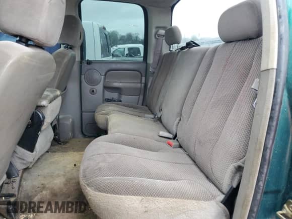 2004 Dodge 3500 SLT z VIN 3D7MU48C84G112158, wystawiony jako Copart lot #51406865 z przebiegiem 229 554 mil mil oraz Nie do naprawy • Non repairable. Historia ofert i sprzedaży dostępna na DreamBid. Obrazek 10.