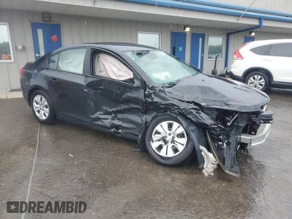 2016 Chevrolet Cruze LS with VIN 1G1PC5SH1G7172571, listed as a Copart auction lot 81046395 with 104,124 mi miles and Salvage title. Bid and sale history available at DreamBid. Image 4.