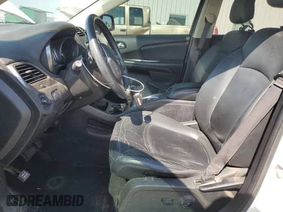 2018 Dodge Journey Crossroad with VIN 3C4PDDGGXJT504217, listed as a Copart auction lot 75477844 with 121,011 mi miles and Salvage title. Bid and sale history available at DreamBid. Image 7.