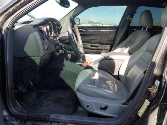 2006 Dodge Magnum R/T with VIN 2D8GZ57206H328114, listed as a Copart auction lot 87859945 with 189,879 mi miles and Salvage title. Bid and sale history available at DreamBid. Image 7.