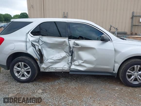 2016 Chevrolet Equinox LS with VIN 2GNALBEK2G1137352, listed as a IAAI auction lot 42314873 with 116,652 mi miles and . Bid and sale history available at DreamBid. Image 6.