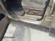 2003 Ford Explorer XLT с VIN 1FMZU63K23ZA32066, выставлен на аукционе IAAI как лот 42258462 с пробегом 330 486 миль миль и . История ставок и продаж доступна на DreamBid. Изображение 12.