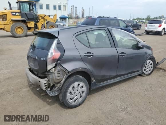 2018 Toyota Prius One z VIN JTDKDTB30J1614578, wystawiony jako Copart lot #66995205 z przebiegiem Nie podano mil oraz Nie do naprawy • Non repairable. Historia ofert i sprzedaży dostępna na DreamBid. Obrazek 3.