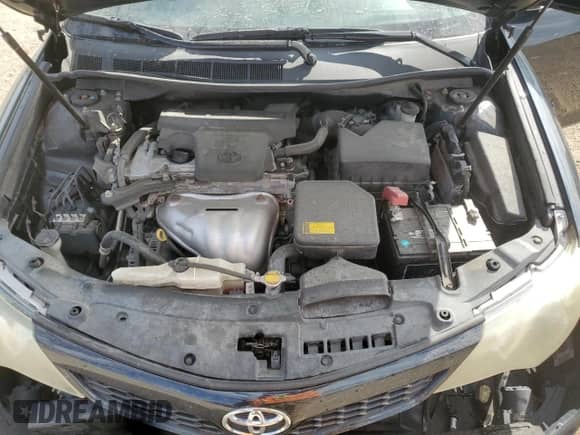 2014 Toyota Camry SE z VIN 4T1BF1FK0EU765419, wystawiony jako Copart lot #86154035 z przebiegiem 200 266 mil mil oraz Szkoda całkowita • Salvage title. Historia ofert i sprzedaży dostępna na DreamBid. Obrazek 11.