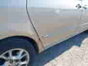 2005 Toyota Sienna XLE z VIN 5TDZA22CX5S385157, wystawiony jako IAAI lot #41622454 z przebiegiem 283 270 mil mil oraz . Historia ofert i sprzedaży dostępna na DreamBid. Obrazek 14.