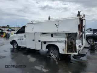 2015 Chevrolet Express Commercial with VIN 1GB0G2CG5F1136423, listed as a Copart auction lot 52508645 with 122,374 mi miles and Salvage title. Bid and sale history available at DreamBid. Image 2.