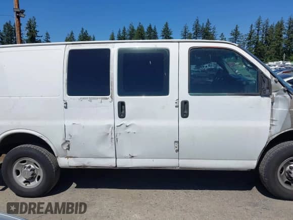 2012 Chevrolet Express Cargo с VIN 1GCWGFBA4C1198675, выставлен на аукционе IAAI как лот 42965809 с пробегом 172 460 миль миль и . История ставок и продаж доступна на DreamBid. Изображение 14.
