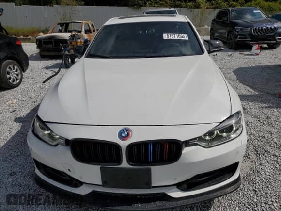 2013 BMW 3 Series 335i с VIN WBA3A9G53DNP36355, выставлен на аукционе Copart как лот 81671695 с пробегом 109 481 миль миль и Списание • Salvage title. История ставок и продаж доступна на DreamBid. Изображение 5.