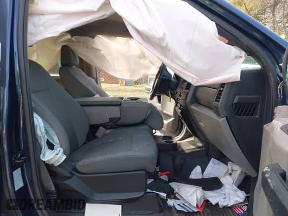 2018 Ford F-250 XL с VIN 1FT7W2B62JEB80712, выставлен на аукционе IAAI как лот 41593737 с пробегом 118 231 миль миль и . История ставок и продаж доступна на DreamBid. Изображение 5.