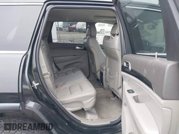 2012 Jeep Grand Cherokee Laredo z VIN 1C4RJFAG0CC293775, wystawiony jako IAAI lot #43186102 z przebiegiem 174 699 mil mil oraz . Historia ofert i sprzedaży dostępna na DreamBid. Obrazek 8.