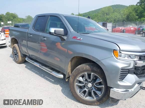 2023 Chevrolet Silverado 1500 LT with VIN 1GCRDDED4PZ296449, listed as a IAAI auction lot 42402216 with 15,540 mi miles and . Bid and sale history available at DreamBid. Image 1.