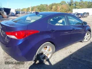 2013 Hyundai Elantra GLS с VIN 5NPDH4AE5DH154403, выставлен на аукционе IAAI как лот 43499515 с пробегом 94 725 миль миль и . История ставок и продаж доступна на DreamBid. Изображение 4.