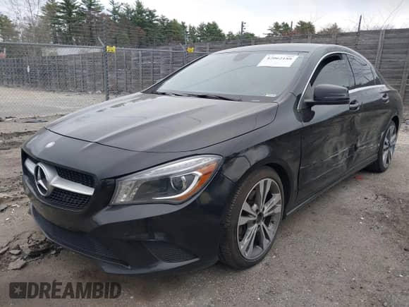 2014 Mercedes-Benz CLA 250 with VIN WDDSJ4GB8EN132217, listed as a IAAI auction lot 42062188 with 133,033 mi miles and . Bid and sale history available at DreamBid. Image 17.