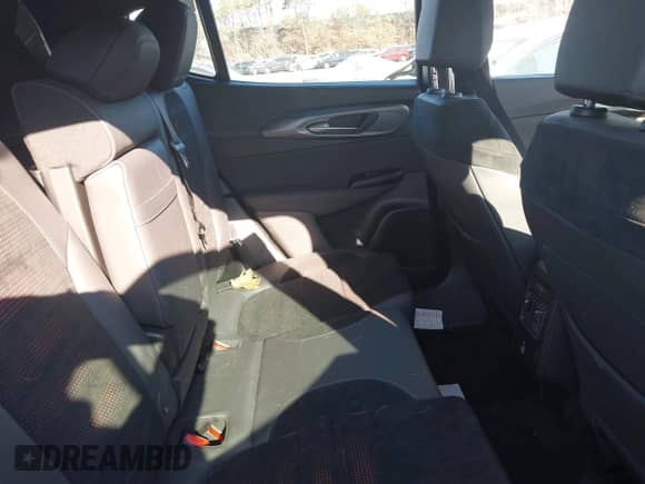 2024 Dodge Hornet R/T с VIN ZACPDFCW8R3A09744, выставлен на аукционе IAAI как лот 41273640 с пробегом 8 375 миль миль и . История ставок и продаж доступна на DreamBid. Изображение 8.