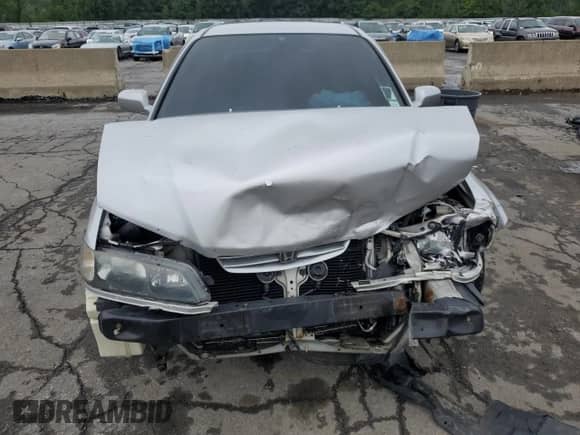 1998 Honda Accord с VIN CF41021668, выставлен на аукционе Copart как лот 66832585 с пробегом Не указан миль и Списание • Salvage title. История ставок и продаж доступна на DreamBid. Изображение 5.