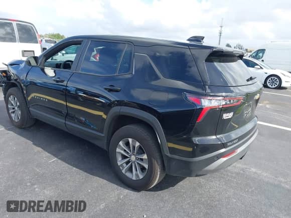 2026 Chevrolet Equinox FWD LT with VIN 3GNAXHEG4TL108804, listed as a IAAI auction lot 42779071 with 2,535 mi miles and . Bid and sale history available at DreamBid. Image 3.