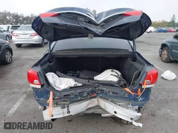 2017 Chevrolet Impala Premier с VIN 1G1145S35HU199170, выставлен на аукционе IAAI как лот 43529456 с пробегом 147 671 миль миль и . История ставок и продаж доступна на DreamBid. Изображение 16.