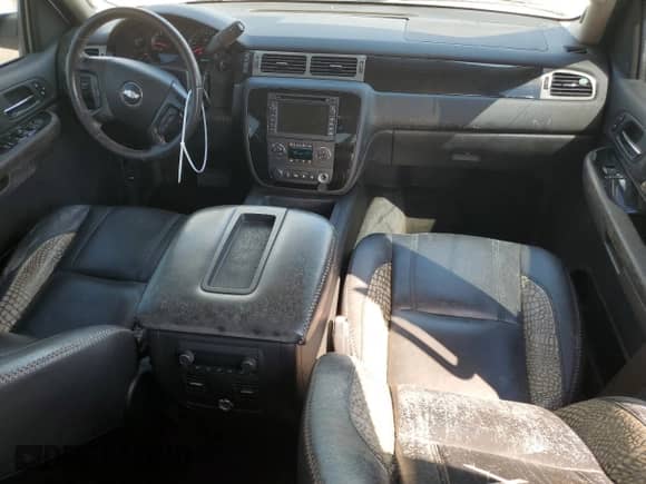 2008 Chevrolet Avalanche 1LT с VIN 3GNEC12J78G281396, выставлен на аукционе Copart как лот 67716554 с пробегом 71 635 миль миль и На запчасти • Non repairable. История ставок и продаж доступна на DreamBid. Изображение 8.