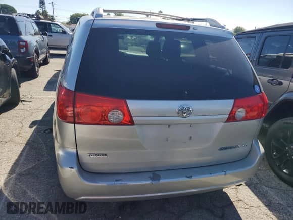 2009 Toyota Sienna CE с VIN 5TDZK23C59S240562, выставлен на аукционе Copart как лот 84761835 с пробегом 192 320 миль миль и Списание • Salvage title. История ставок и продаж доступна на DreamBid. Изображение 6.