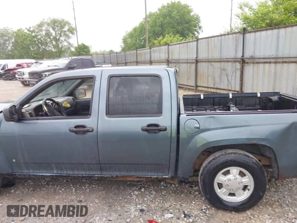 2006 Chevrolet Colorado 1LT с VIN 1GCCS138168138803, выставлен на аукционе IAAI как лот 42290366 с пробегом 237 547 миль миль и . История ставок и продаж доступна на DreamBid. Изображение 15.