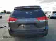 2013 Toyota Sienna L с VIN 5TDZK3DC0DS295353, выставлен на аукционе Copart как лот 85715165 с пробегом 120 848 миль миль и Списание • Salvage title. История ставок и продаж доступна на DreamBid. Изображение 6.