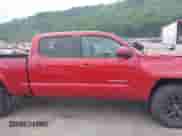 2021 Toyota Tacoma SR5 z VIN 3TYDZ5BN1MT002232, wystawiony jako IAAI lot #42374170 z przebiegiem 16 465 mil mil oraz . Historia ofert i sprzedaży dostępna na DreamBid. Obrazek 13.