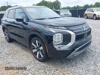 2025 Mitsubishi Outlander SEL with VIN JA4J3WA81SZ018776, listed as a IAAI auction lot 42641319 with 11,544 mi miles and . Bid and sale history available at DreamBid. Image 1.
