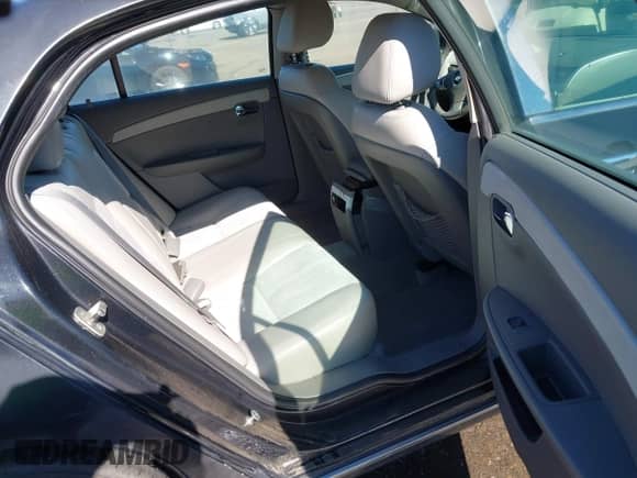 2011 Chevrolet Malibu 2LT с VIN 1G1ZD5E76BF160777, выставлен на аукционе IAAI как лот 43496581 с пробегом 111 931 миль миль и . История ставок и продаж доступна на DreamBid. Изображение 8.