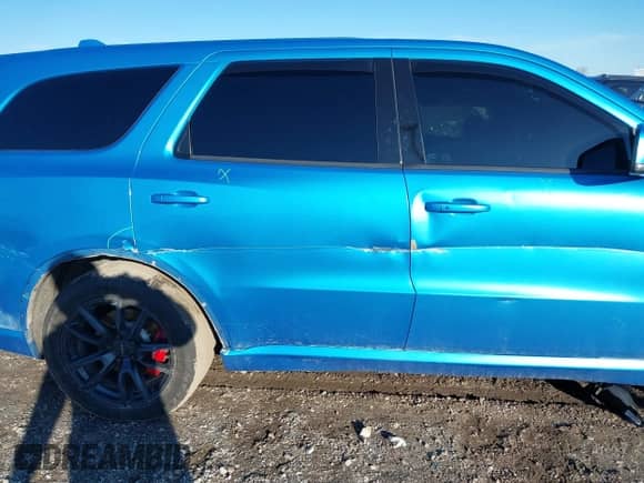 2018 Dodge Durango SRT with VIN 1C4SDJGJ1JC415720, listed as a IAAI auction lot 41193674 with 63,140 mi miles and . Bid and sale history available at DreamBid. Image 19.