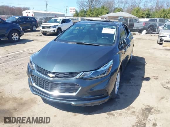 2018 Chevrolet Cruze LT with VIN 3G1BE6SM8JS649741, listed as a IAAI auction lot 42035644 with 19,137 mi miles and . Bid and sale history available at DreamBid. Image 17.