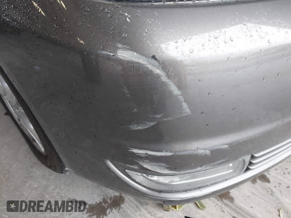 2004 Toyota Sienna XLE z VIN 5TDBA22C14S015263, wystawiony jako IAAI lot #43559835 z przebiegiem 114 153 mil mil oraz . Historia ofert i sprzedaży dostępna na DreamBid. Obrazek 15.