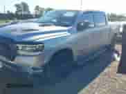 2022 Ram 1500 Laramie z VIN 1C6SRFJT3NN188430, wystawiony jako IAAI lot #43078067 z przebiegiem 26 073 mil mil oraz . Historia ofert i sprzedaży dostępna na DreamBid. Obrazek 19.