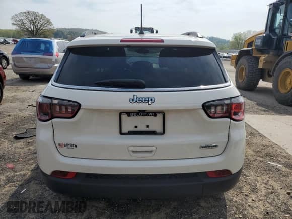 2019 Jeep Compass Latitude z VIN 3C4NJCBB6KT715423, wystawiony jako Copart lot #55070705 z przebiegiem 74 576 mil mil oraz Szkoda całkowita • Salvage title. Historia ofert i sprzedaży dostępna na DreamBid. Obrazek 6.