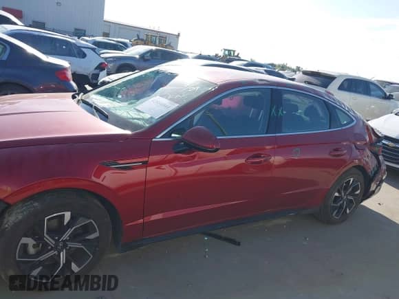 2025 Hyundai Sonata SEL z VIN KMHL64JA9SA438048, wystawiony jako IAAI lot #42884044 z przebiegiem 21 273 mil mil oraz . Historia ofert i sprzedaży dostępna na DreamBid. Obrazek 14.