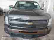 2011 Chevrolet Silverado 1500 LTZ z VIN 1GCRKTE34BZ112840, wystawiony jako IAAI lot #42363211 z przebiegiem 256 449 mil mil oraz . Historia ofert i sprzedaży dostępna na DreamBid. Obrazek 12.