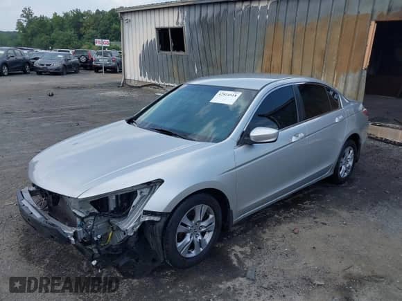 2012 Honda Accord LX Premium с VIN 1HGCP2F43CA179245, выставлен на аукционе IAAI как лот 42924518 с пробегом 108 740 миль миль и . История ставок и продаж доступна на DreamBid. Изображение 2.