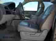 2007 Chevrolet Suburban LTZ with VIN 3GNFK16317G267995, listed as a Copart auction lot 70429295 with 336,888 mi miles and Clean title. Bid and sale history available at DreamBid. Image 7.