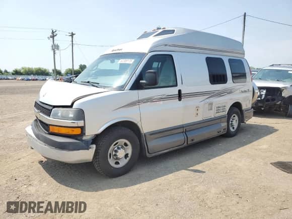 2011 Chevrolet Express Cargo with VIN 1GCWGFCA1B1175142, listed as a Copart auction lot 62389175 with 111,399 mi miles and Clean title. Bid and sale history available at DreamBid. Image 1.
