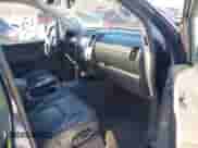 2014 Nissan Frontier SV z VIN 1N6AD0EV4EN734483, wystawiony jako IAAI lot #41602279 z przebiegiem 93 336 mil mil oraz . Historia ofert i sprzedaży dostępna na DreamBid. Obrazek 5.