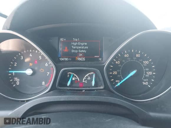 2018 Ford Escape SE с VIN 1FMCU9GD9JUA44003, выставлен на аукционе IAAI как лот 42932195 с пробегом 104 780 миль миль и . История ставок и продаж доступна на DreamBid. Изображение 7.