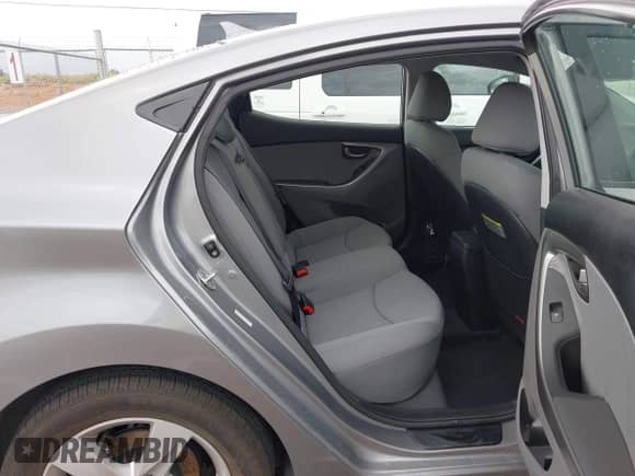 2011 Hyundai Elantra GLS z VIN KMHDH4AE8BU105484, wystawiony jako IAAI lot #42569093 z przebiegiem 58 005 mil mil oraz . Historia ofert i sprzedaży dostępna na DreamBid. Obrazek 8.