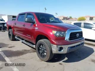 2008 Toyota Tundra с VIN 5TFDV541X8X070952, выставлен на аукционе IAAI как лот 42140896 с пробегом 169 075 миль миль и . История ставок и продаж доступна на DreamBid. Изображение 1.