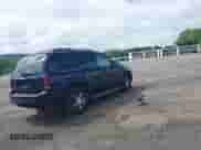 2007 Chevrolet TrailBlazer LS z VIN 1GNDT13S072206310, wystawiony jako IAAI lot #42751306 z przebiegiem 106 298 mil mil oraz . Historia ofert i sprzedaży dostępna na DreamBid. Obrazek 4.