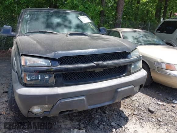 2003 Chevrolet Avalanche с VIN 3GNEC13T23G143547, выставлен на аукционе IAAI как лот 42117304 с пробегом 254 391 миль миль и . История ставок и продаж доступна на DreamBid. Изображение 6.