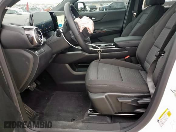 2025 Chevrolet Equinox FWD LT с VIN 3GNAXHEG3SL261219, выставлен на аукционе Copart как лот 47646205 с пробегом 696 миль миль и Списание • Salvage title. История ставок и продаж доступна на DreamBid. Изображение 7.
