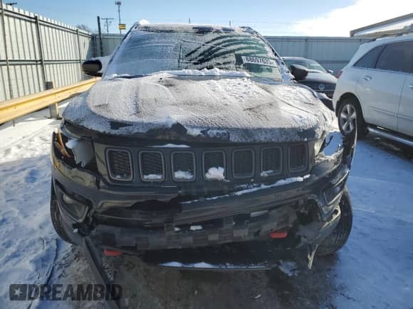 2018 Jeep Compass Trailhawk z VIN 3C4NJDDBXJT130698, wystawiony jako Copart lot #88697635 z przebiegiem 115 827 mil mil oraz Szkoda całkowita • Salvage title. Historia ofert i sprzedaży dostępna na DreamBid. Obrazek 5.