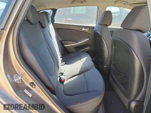 2012 Hyundai Accent SE с VIN KMHCU5AE8CU050775, выставлен на аукционе Copart как лот 86882305 с пробегом 131 864 миль миль и Списание • Salvage title. История ставок и продаж доступна на DreamBid. Изображение 10.