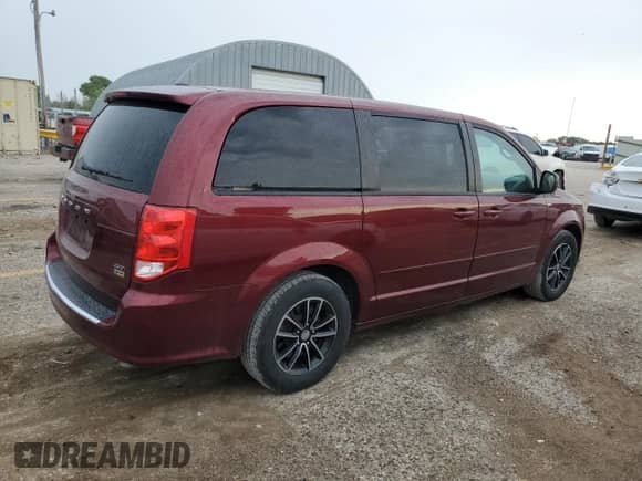 2017 Dodge Grand Caravan GT with VIN 2C4RDGEG2HR760538, listed as a Copart auction lot 60211724 with 112,650 mi miles and Clean title. Bid and sale history available at DreamBid. Image 3.